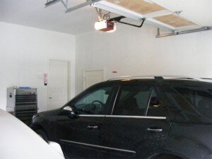 2 Car Garage Etobicoke - right parking bay with an auto lift
