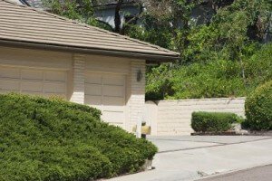 garage doors maintenance