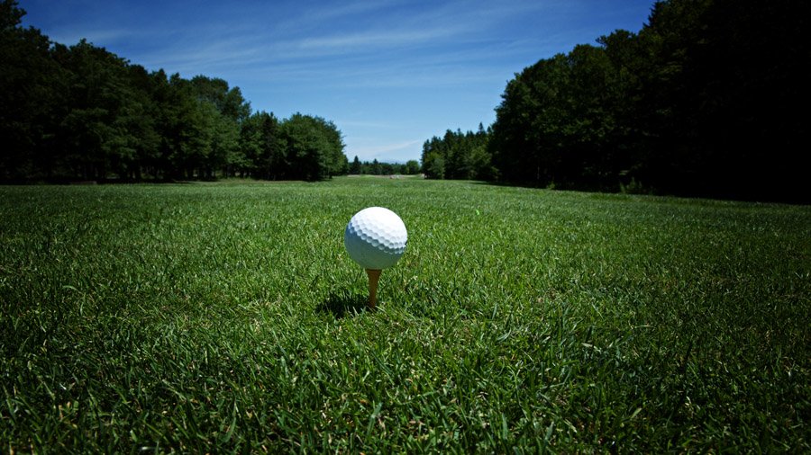 golf-ball-fairway